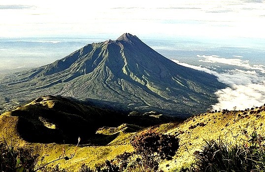 by The JASS on Flickr.Mount Merapi - the most active volcano of Indonesia.