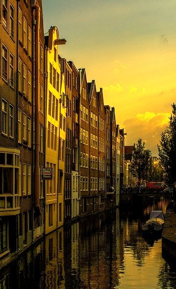 Houses by the canal, Amsterdam / Netherlands